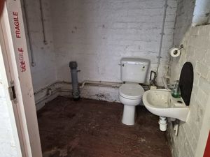 Photo 6- click for photo gallery